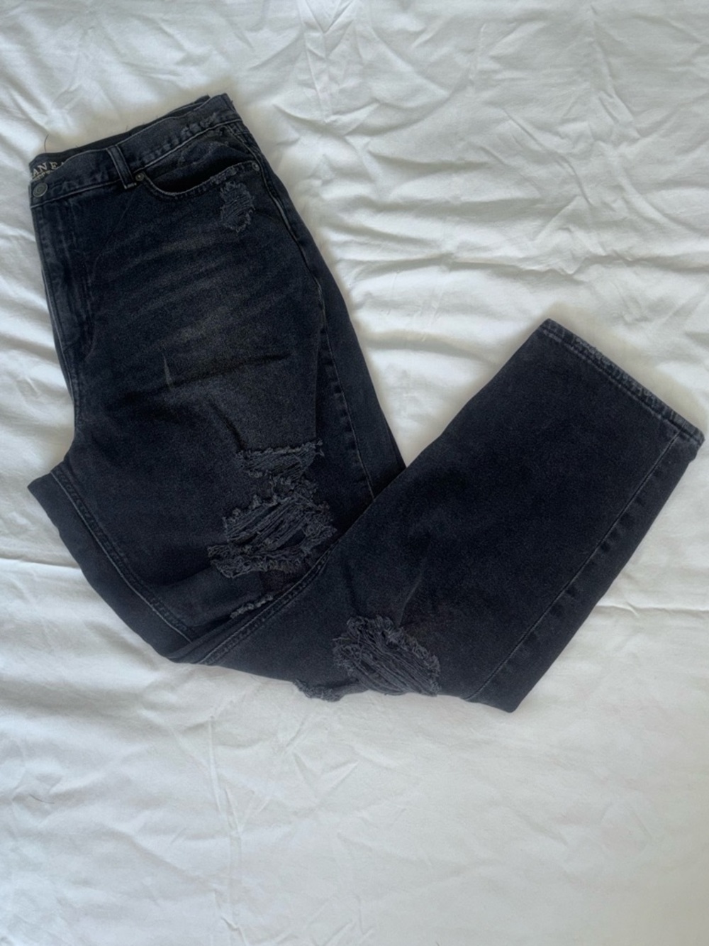 American Eagle Black ripped jeans